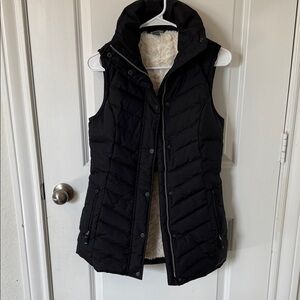 Eddie Bauer Women's Black Fur Lined Goose Down Vest